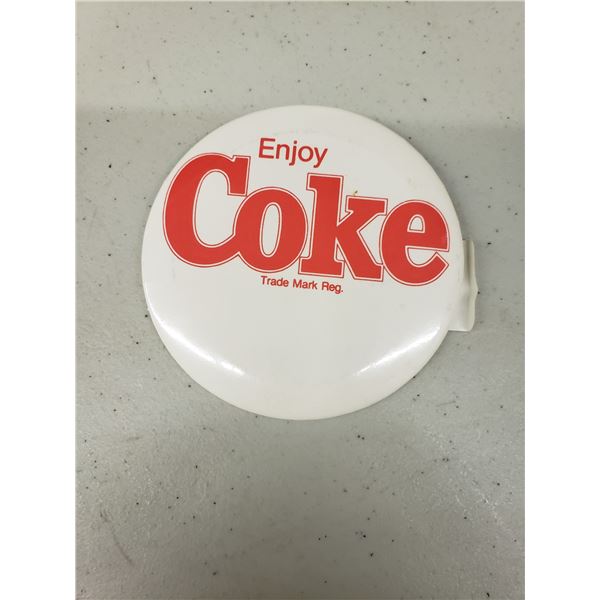 LARGE CIRCULAR COCA COLA PIN