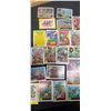 Image 2 : 43 DINOSAURS ATTACK CARDS 1988 THE TOPPS COMPANY INC.