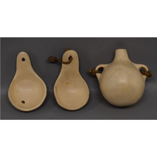 THREE NATIVE AMERICAN HOPI POTTERY ITEMS BY PAHONQSI