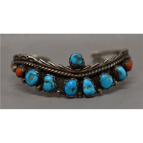 NATIVE AMERICAN NAVAJO SILVER WITH TURQUOIS AND CORAL BRACELET