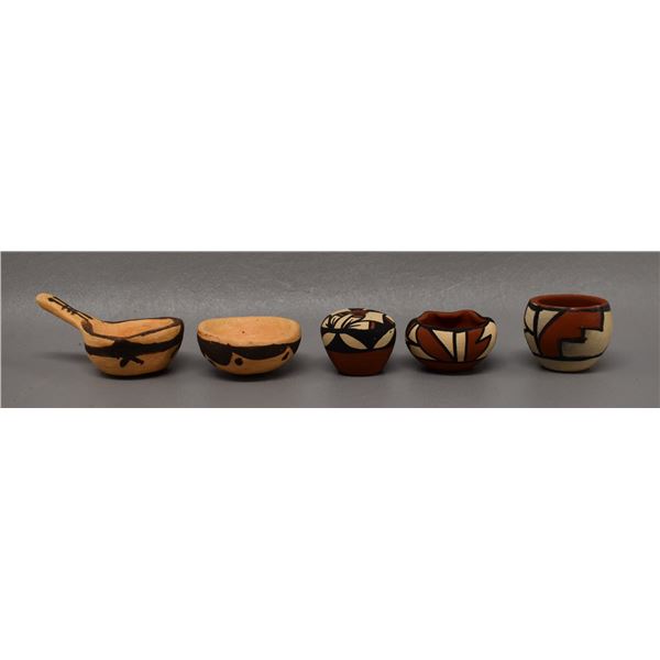 NATIVE AMERICAN PUEBLO POTS