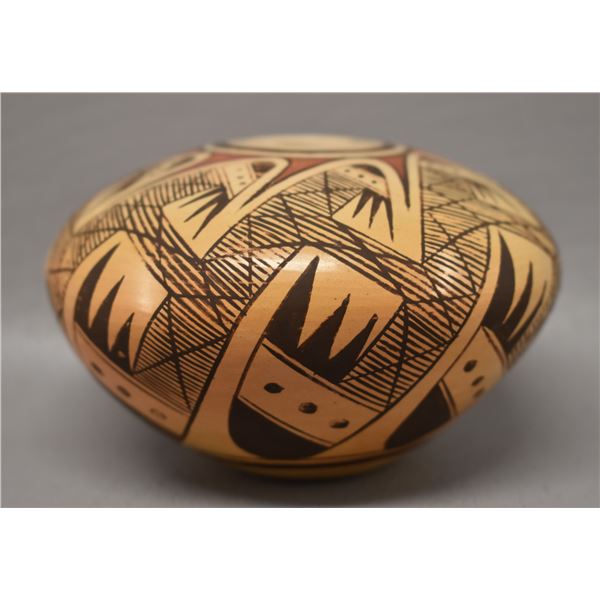 NATIVE AMERICAN HOPI POTTERY SEED JAR BY VERNIDA POLACCA NAMPEYO