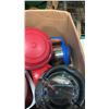 Image 3 : BOX OF ELECTRIC CAMPING LANTERNS, COLEMAN DRINK COOLER, ELECTRIC INFLATOR
