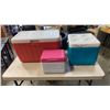Image 1 : 3 COOLERS RUBBERMAID/COLEMAN