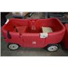 Image 2 : STEP 2 PLASTIC WAGON AND TRAILER