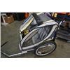 Image 3 : BELL BIKE TRAILER CONVERTS TO STROLLER