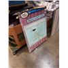 Image 1 : FOUR PAWS METAL SAFETY GATE - 30-34 INCHES