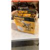 Image 2 : DEWALT 2HP PLUNGE ROUTER DW621 TESTED AND WORKING RETAIL $460