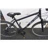 Image 2 : NO NAME BLACK BIKE