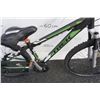 Image 2 : BLACK AND GREEN TREK BIKE