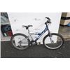 Image 1 : BLUE AND SILVER DUNLOP BIKE