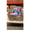 Image 1 : BOX OF NEW HAIR TIES - 400 PIECES