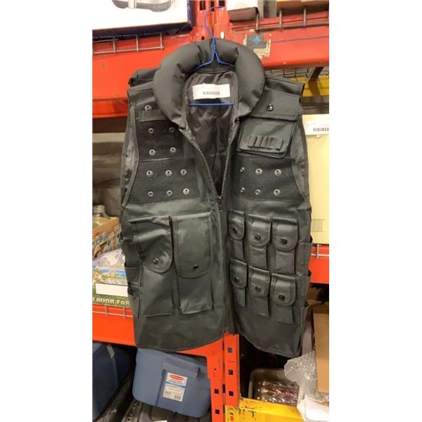 BLACK TACTICAL VEST