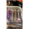 Image 3 : TOTE OF CHRISTMAS TREE DECORATIONS