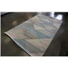 Image 3 : PIER 1 IMPORTS 5 X 8 FOOT AREA RUG