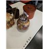 Image 2 : LOT OF PORCELAIN, CERAMIC AND EASTERN COLLECTIBLES