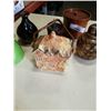 Image 3 : LOT OF PORCELAIN, CERAMIC AND EASTERN COLLECTIBLES