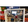 Image 3 : WHITE DRESSING MIRROR AND DECORATIVE WOOD LATTICE MIRROR