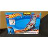 Image 2 : 2 BRAND NEW SEALED HOT WHEEL SETS - HILL CLIMB CHAMPION AND LOOP STUNT CHAMPION
