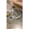 Image 2 : 5 PIECES CRYSTAL - 2 SWEDISH, ONE SIGNED