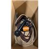 Image 3 : ZOOM 505 GUITAR PEDAL, CABLES AND MICROPHONE