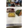 Image 1 : 2 INLAID LAQUER JEWELRY BOXES AND POTTERY WALL POUCH