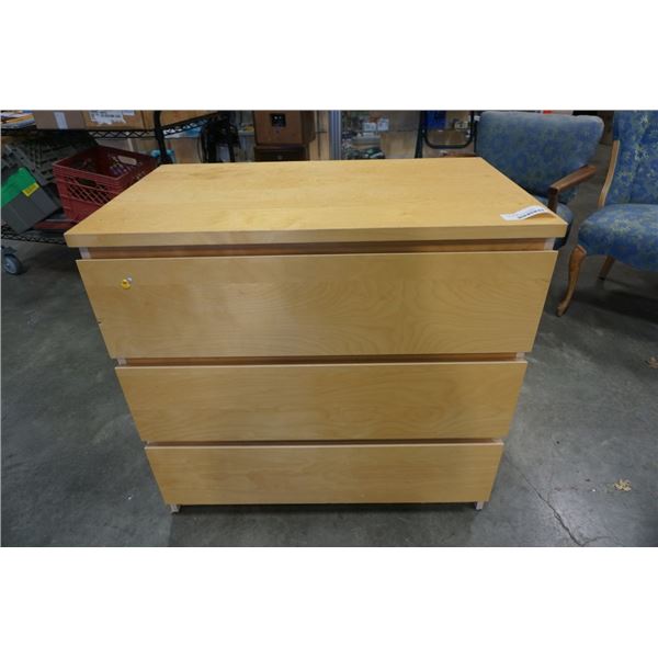 MAPLE 3 DRAWER DRESSER