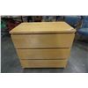 Image 1 : MAPLE 3 DRAWER DRESSER