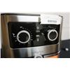 Image 2 : INSIGNIA 4.8 LITER AIR FRYER TESTED AND WORKING