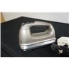 Image 3 : KITCHENAID ARCHITECT 9 SPEED MIXER WITH ATTACHMENTS WORKING