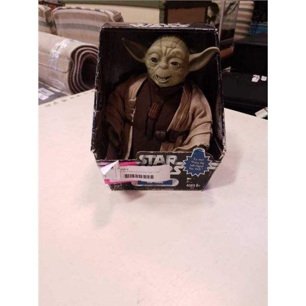 2004 STAR WARS ELECTRONIC ASK YODA