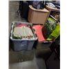 Image 1 : 2 TOTES OF EASTER AND PARTY DECORATIONS