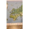 Image 3 : 5FT X 4FT WORLD MAP ON BOARD WALL HANGING