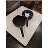 Image 1 : 2 GERMAN WOLL DETATCHABLE HANDLE FRYING PANS