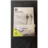 Image 2 : Jaybird X4 Wireless Bluetooth Headphones for Sport, Fitness and Running, Compatible with iOS and And