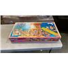 Image 1 : MATTEL 1975 BARBIE FASHION PLAZA PLAYSET