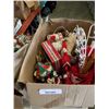 Image 3 : 2 BOXES OF CHRISTMAS FIGURES AND DECOR