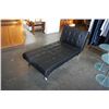 Image 1 : MODERN BLACK CLICK CLACK CHAISE / BENCH