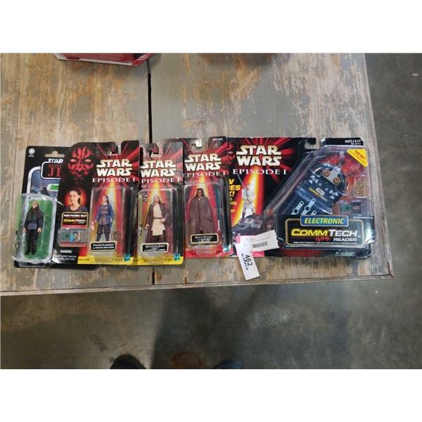 1998 STAR WARS ELECTRONIC COMM TECH READER PLUS 4 STAR WARS FIGURES - LUKE SKYWALKER, MACE WINDU, QU