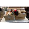 Image 1 : 2 BOXES OF VINTAGE COMPOSITION AND OTHER DOLLS