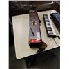 Image 3 : HOHNER MELODICA PIANO 36 AND TRIPOD