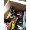 Image 3 : BOX OF DIE CAST VEHICLES