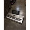 Image 1 : CASIO LK-270 KEYBOARD