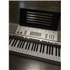 Image 2 : CASIO LK-270 KEYBOARD