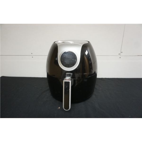 INSIGNIA 5 LITRE AIR FRYER WORKING