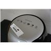 Image 2 : INSIGNIA 5 LITRE AIR FRYER WORKING