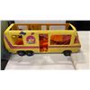 Image 2 : BARBIE STAR TRAVELER ELEGANZA MOTOR HOME WITH TOTE OF BARBIE ACCESSORIES