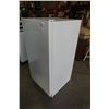 Image 4 : ELECTROLUX UPRIGHT FREEZER - 51 INCHES TALL, 2 FOOT WIDE