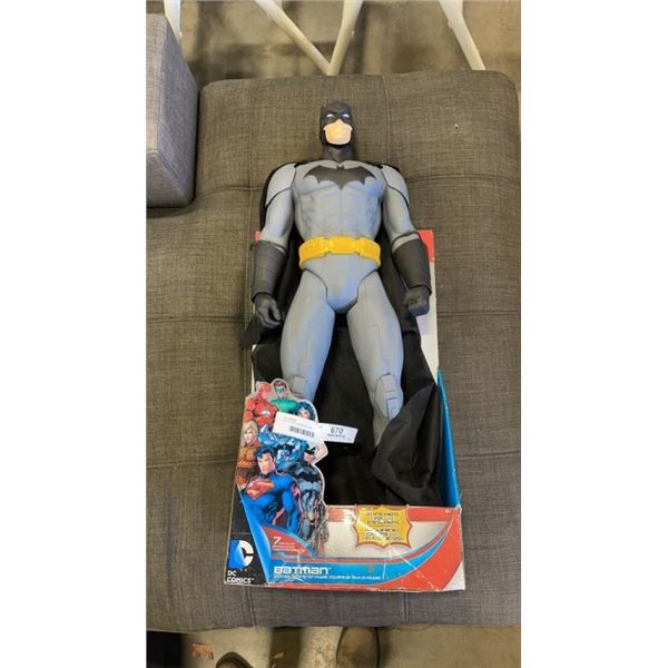 GIANT 31 INCH BATMAN FIGURE