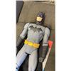 Image 2 : GIANT 31 INCH BATMAN FIGURE